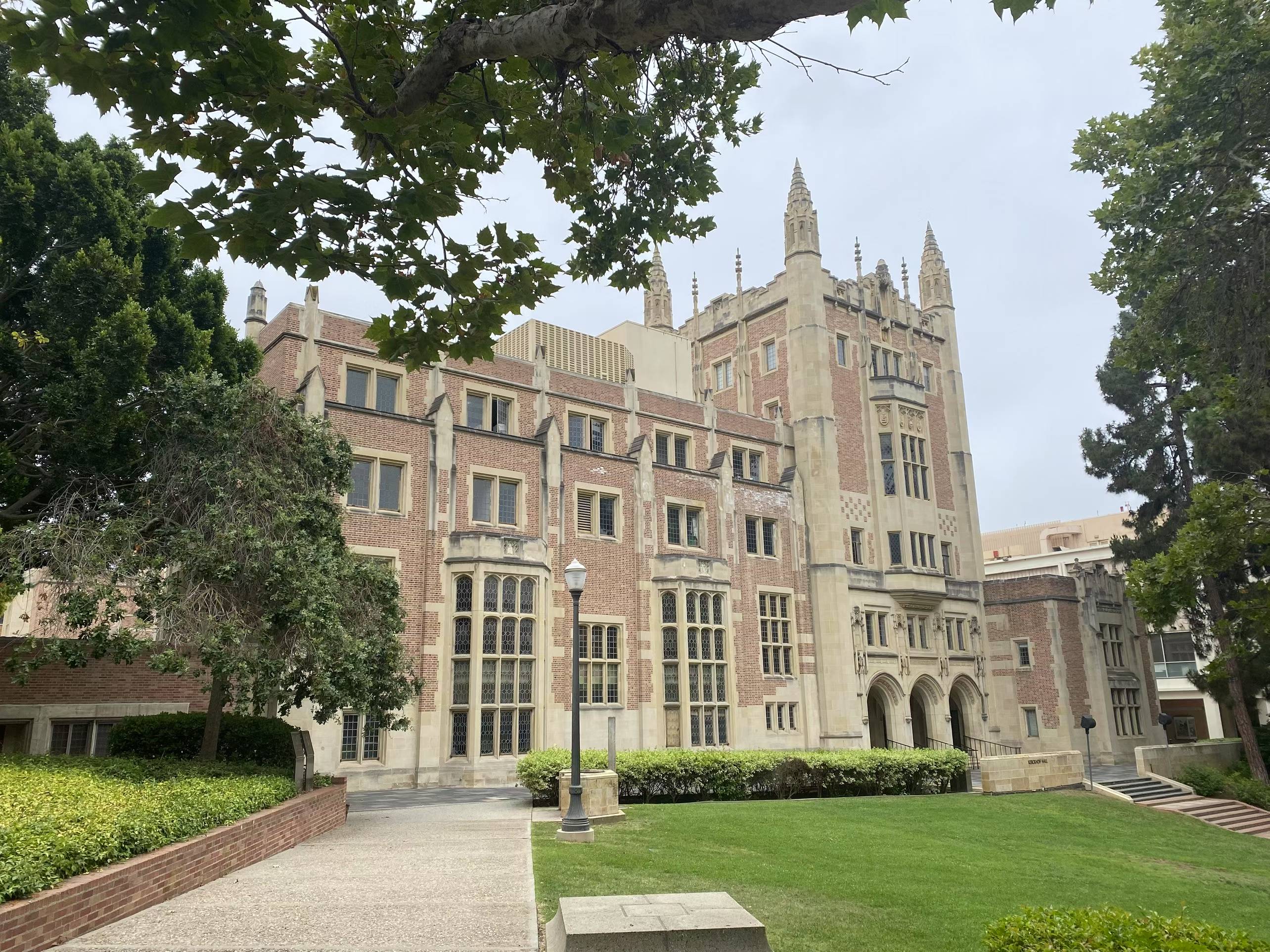 Griggs Leadership Summer Camp School Visits | A Comprehensive Tour of California Universities: Private, Public, and Liberal Arts Colleges